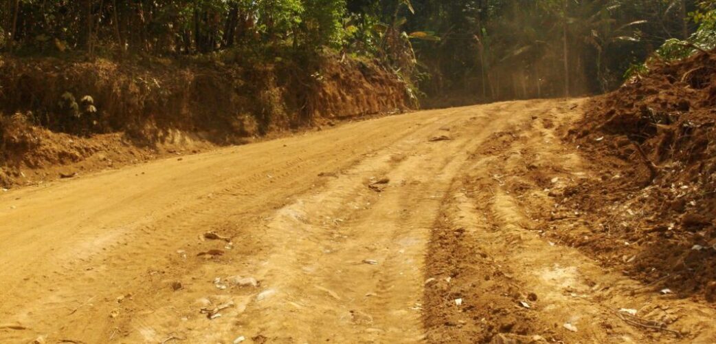 Rehabilitation of road linking Chere quarter Opening and grading of the road from the entrance to quarter heads compound Nesirine to G.T.H.S and the construction of a box culvert Abuhmechwi 1 quarter in 2022