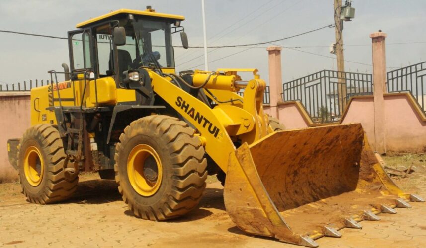 Supply of a wheel loader 9661 with 2m2 bucket capacity in 2022